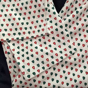 NEW red and green heart long sleeve roller rabbit PJs 🔥